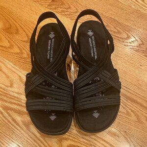 Skechers Womens Reggae Slim Simply Stretch Sandals, Size 6, Black color, Used